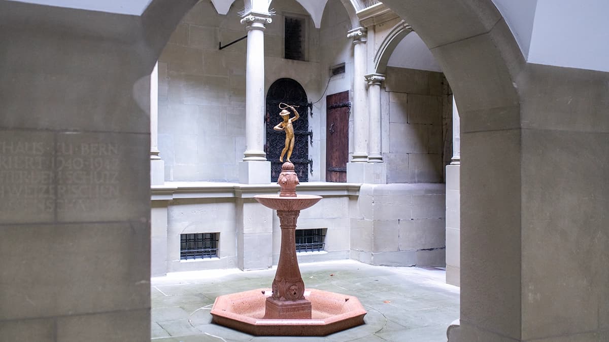 A statue in the courtyard of Bern City Hall.